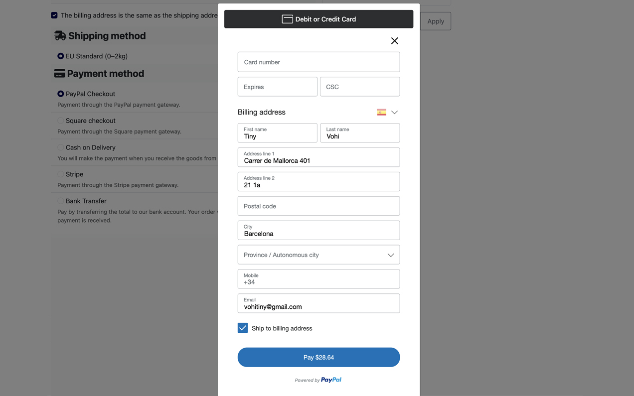 PayPal smart-button row rendered at the Solidshop checkout, showing PayPal, debit/credit card